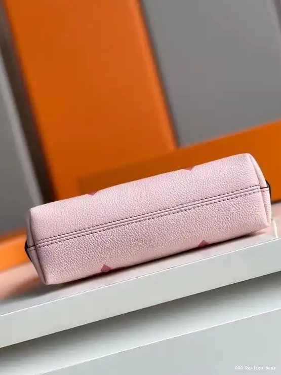Aaa replica ru POUCH VUITTON COSMETIC LOUIS 0706
